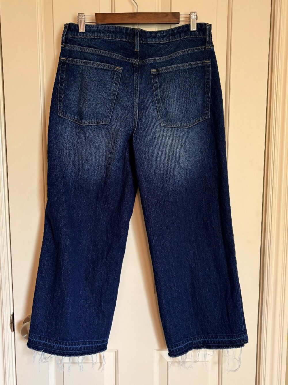 Free Assembly Wide Leg Jeans Raw Hem Dark Wash Denim 12 - Picture 5 of 10